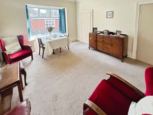 Dining room- click for photo gallery